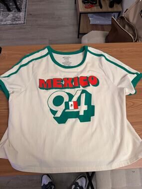 Cream and Green Mexico 94 T-shirt - Mighty Fine